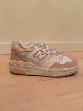 New Balance Low-Top Sneakers in White & Blush Peach